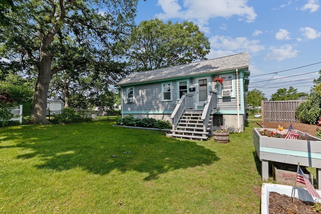 13 Elcott Road