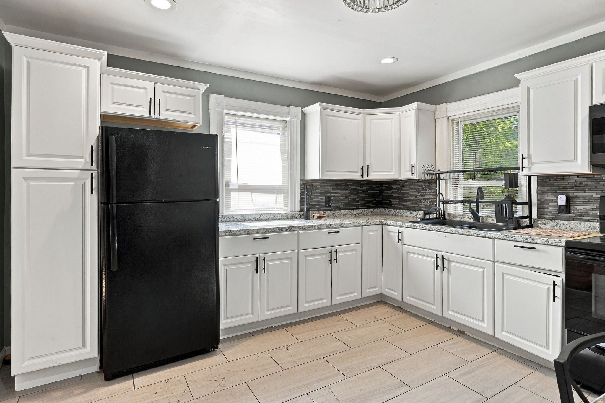 32-34 Dawes St, Springfield, MA, 32-34 Dawes St, Springfield, MA Photo #17