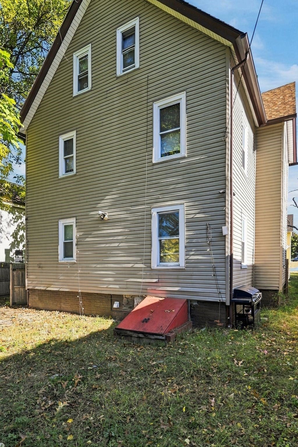 32-34 Dawes St, Springfield, MA, 32-34 Dawes St, Springfield, MA Photo #29