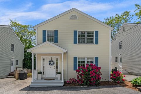 Photo of 24 Blossom St, Waltham, MA 02451 (MLS # 73528314)