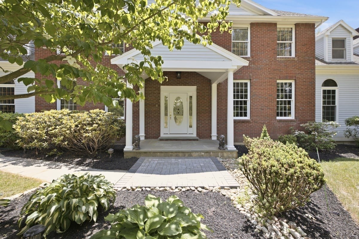 3 Windsor Dr, Foxboro, MA, 02035, USA, 6 Bedrooms Bedrooms, ,5 BathroomsBathrooms,Residential,Active,3 Windsor Dr,73537968
