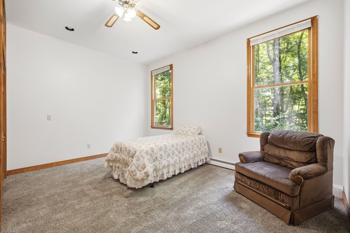 3 Windsor Dr, Foxboro, MA, 02035, USA, 6 Bedrooms Bedrooms, ,5 BathroomsBathrooms,Residential,Active,3 Windsor Dr,73537968