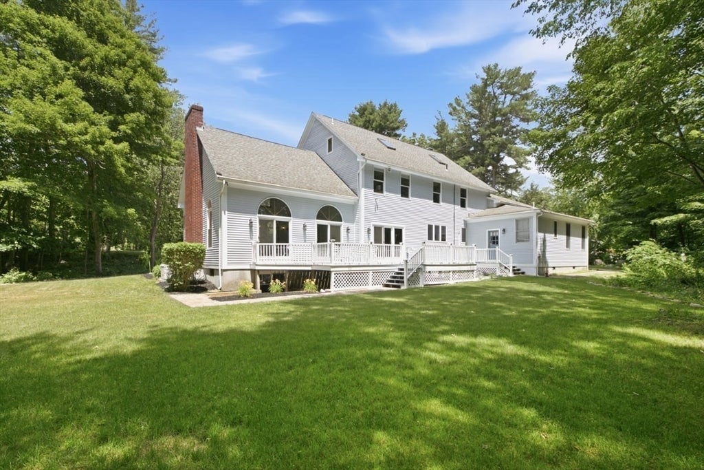3 Windsor Drive