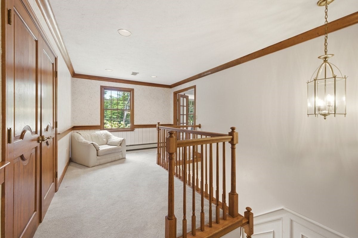3 Windsor Dr, Foxboro, MA, 02035, USA, 6 Bedrooms Bedrooms, ,5 BathroomsBathrooms,Residential,Active,3 Windsor Dr,73537968