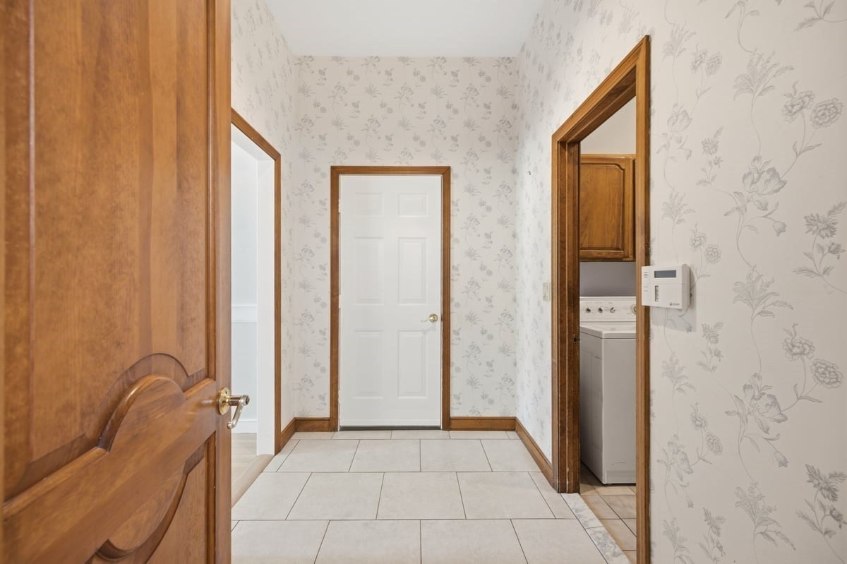 3 Windsor Dr, Foxboro, MA, 02035, USA, 6 Bedrooms Bedrooms, ,5 BathroomsBathrooms,Residential,Active,3 Windsor Dr,73537968