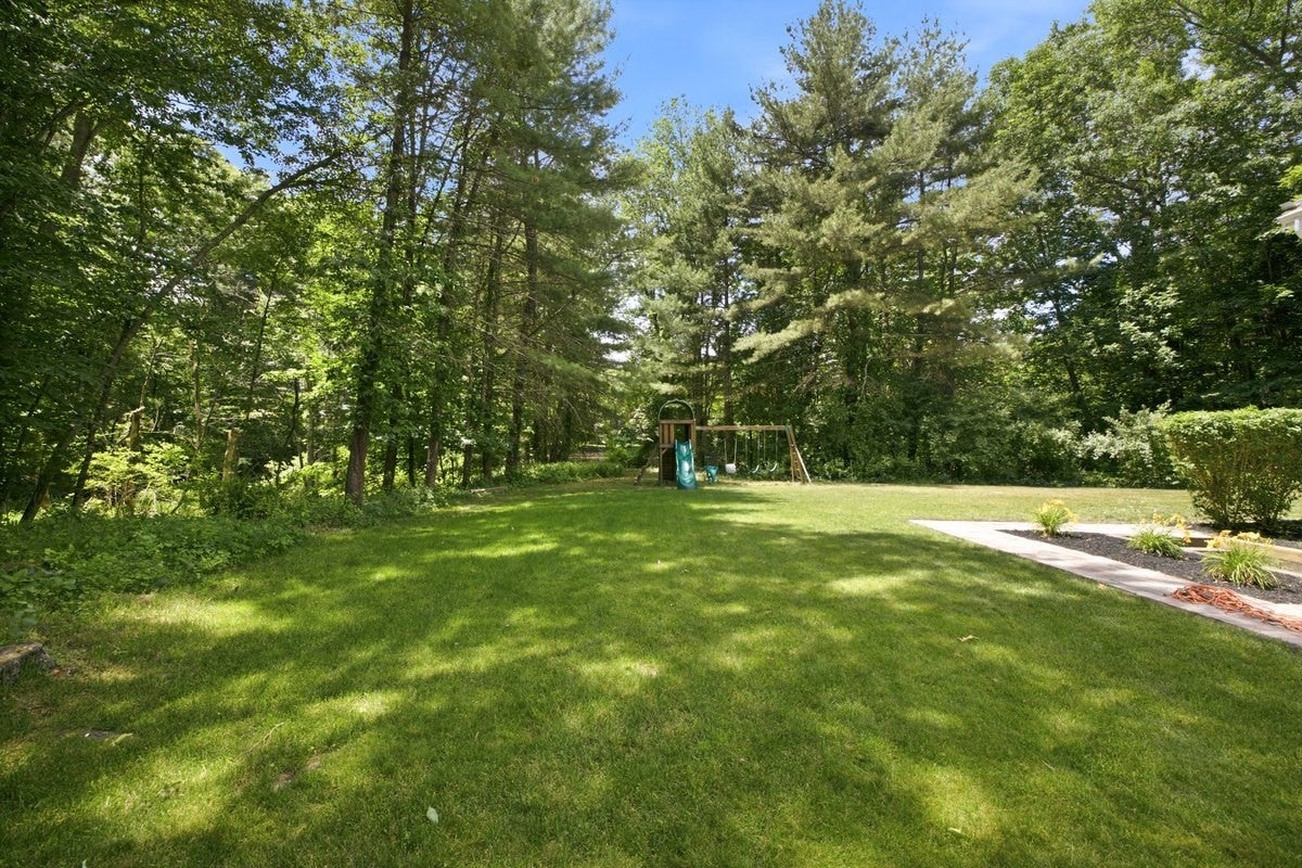 3 Windsor Dr, Foxboro, MA, 02035, USA, 6 Bedrooms Bedrooms, ,5 BathroomsBathrooms,Residential,Active,3 Windsor Dr,73537968