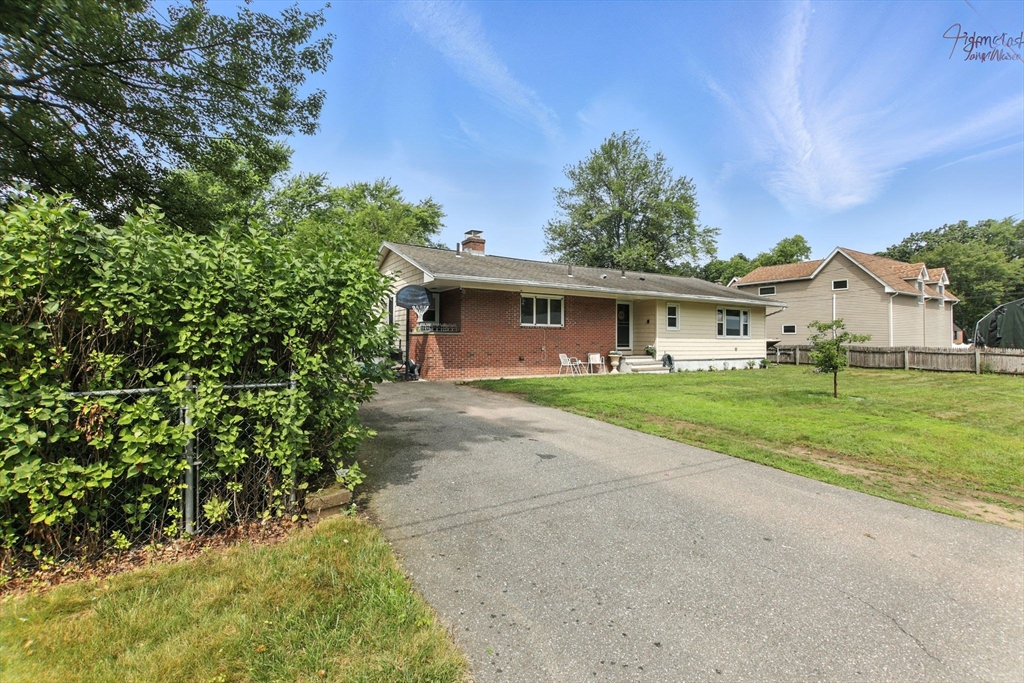12 Cosgrove Avenue