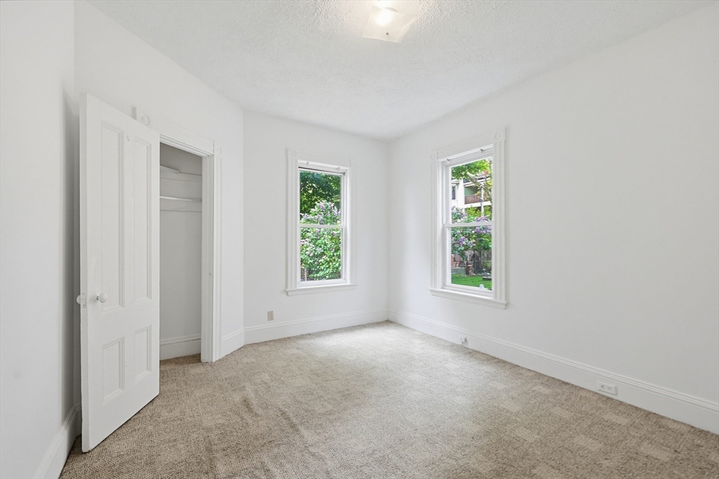 32 Stone Ave, Somerville, MA Photo #13