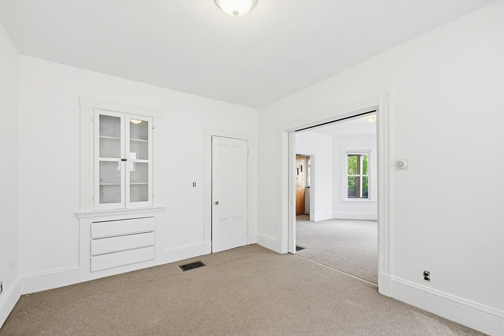 32 Stone Ave, Somerville, MA Photo #12