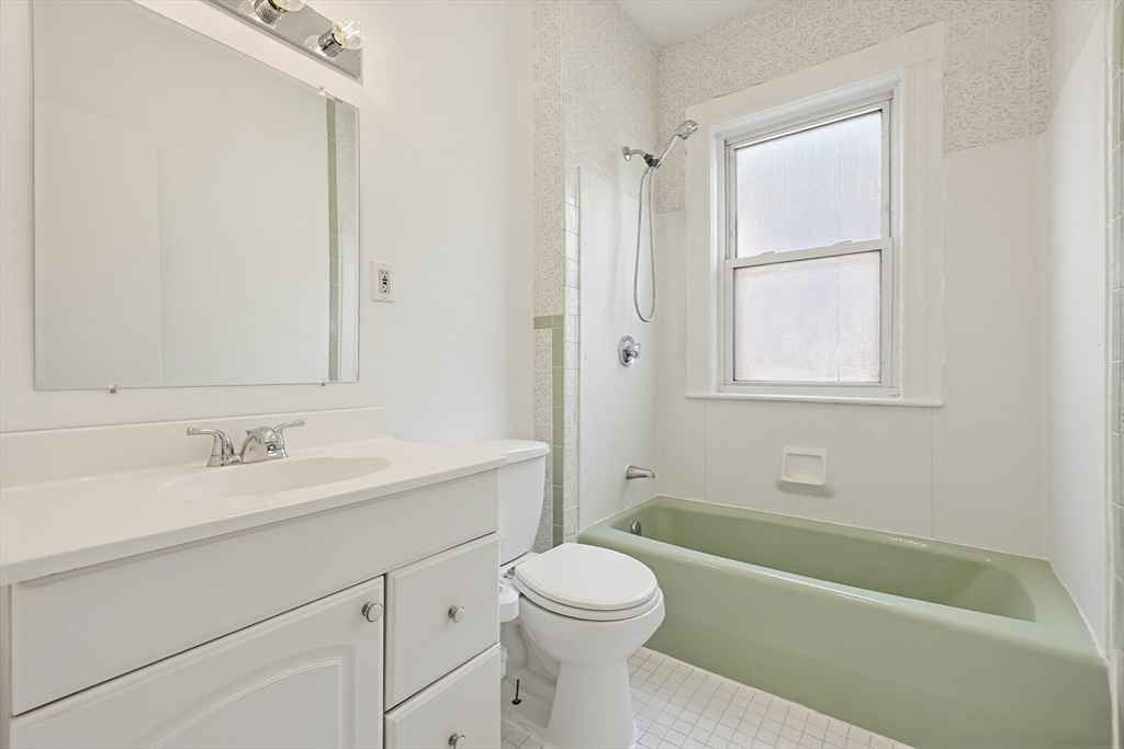 32 Stone Ave, Somerville, MA Photo #19