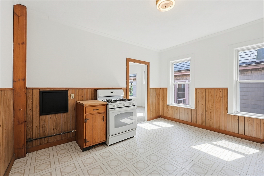 32 Stone Ave, Somerville, MA Photo #23