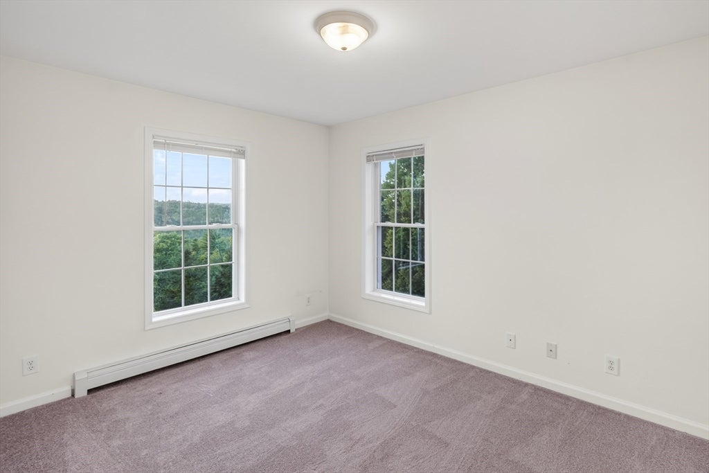 36 Mcintyre Rd, Oxford, MA Photo #20