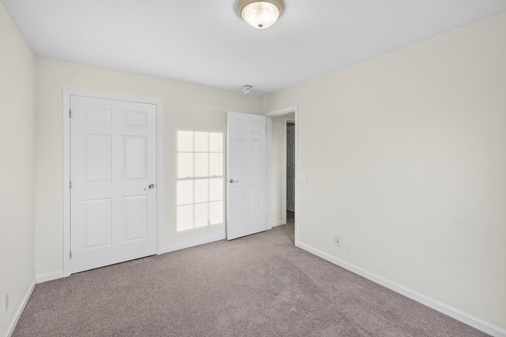 36 Mcintyre Rd, Oxford, MA Photo #21