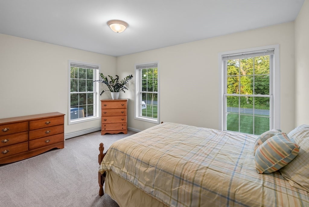 36 Mcintyre Rd, Oxford, MA Photo #18