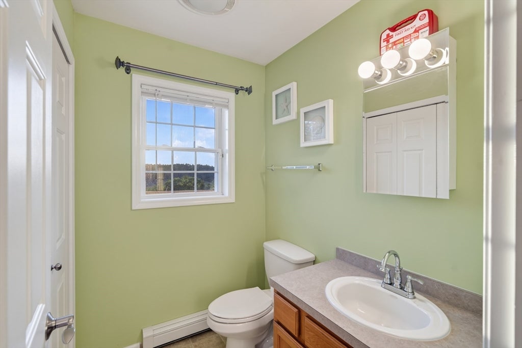 36 Mcintyre Rd, Oxford, MA Photo #22
