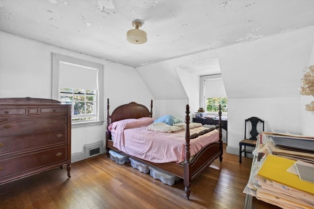25 Leland Rd, Brookline, MA, 25 Leland Rd, Brookline, MA Photo #21