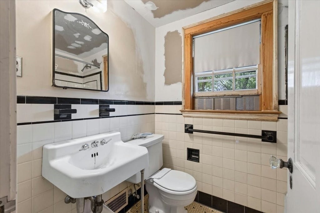 25 Leland Rd, Brookline, MA, 25 Leland Rd, Brookline, MA Photo #14