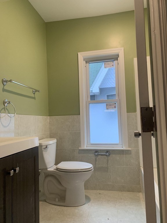 88 Walnut St 1