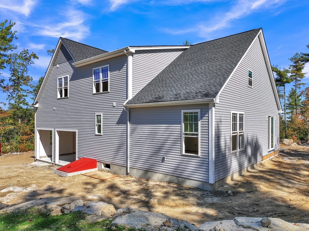 18 Lakeshore Drive