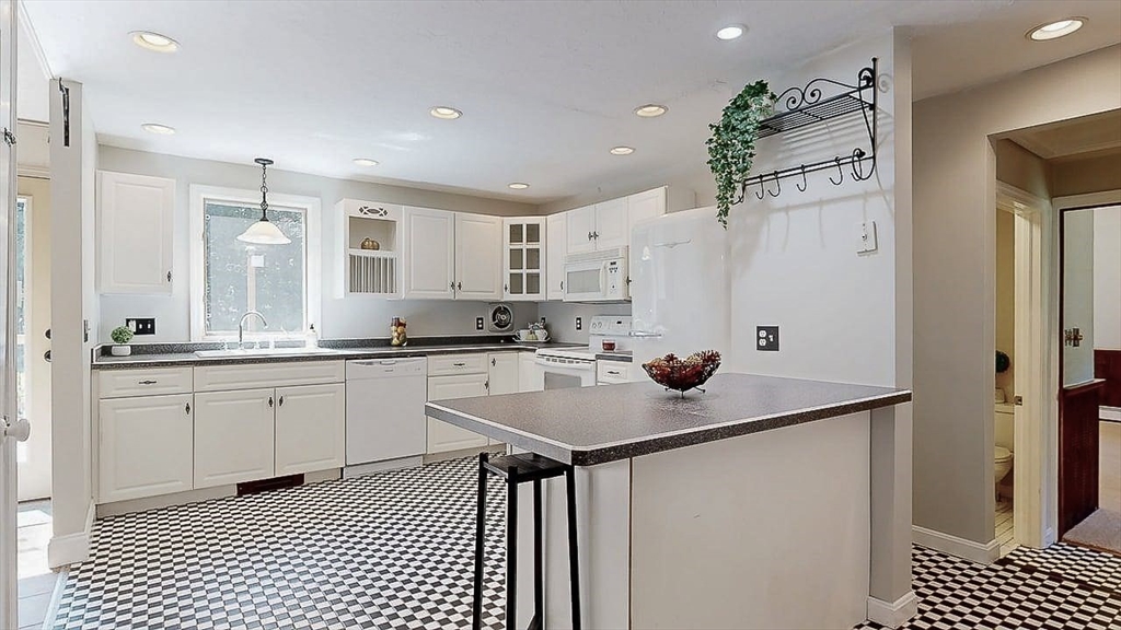 33 Fitzgerald Rd.