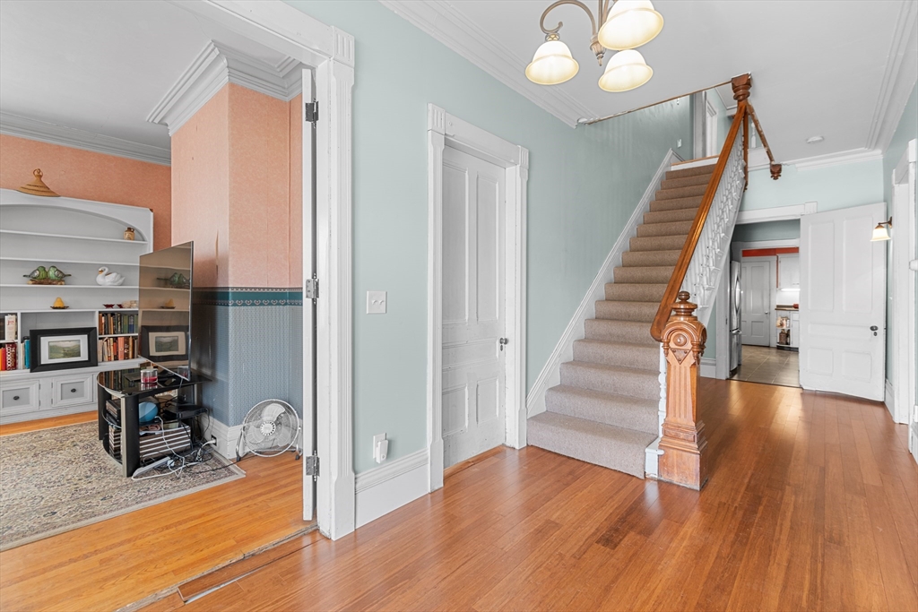 41 Edwards St