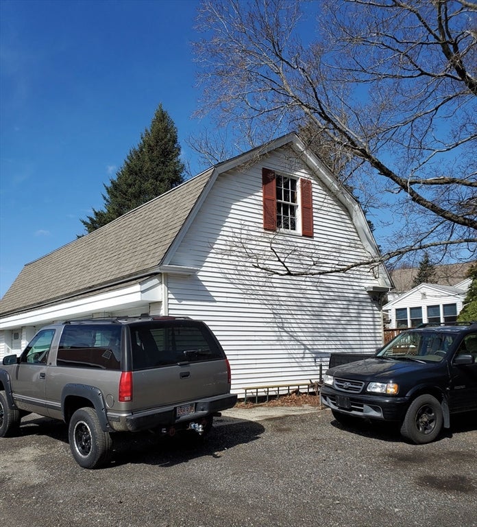64 Arch St, Westborough, MA, 01581, USA, 6 Bedrooms Bedrooms, ,3 BathroomsBathrooms,Residential,Active,64 Arch St,73538321