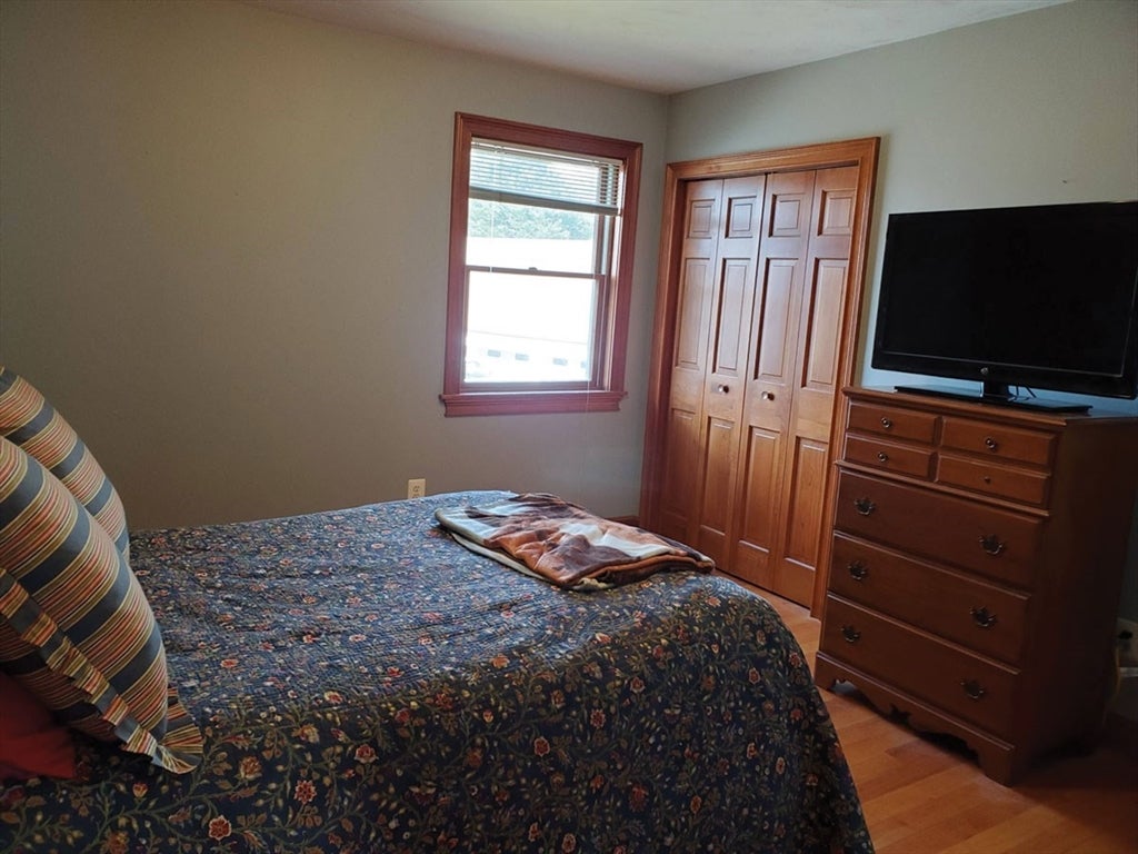 64 Arch St, Westborough, MA, 01581, USA, 6 Bedrooms Bedrooms, ,3 BathroomsBathrooms,Residential,Active,64 Arch St,73538321