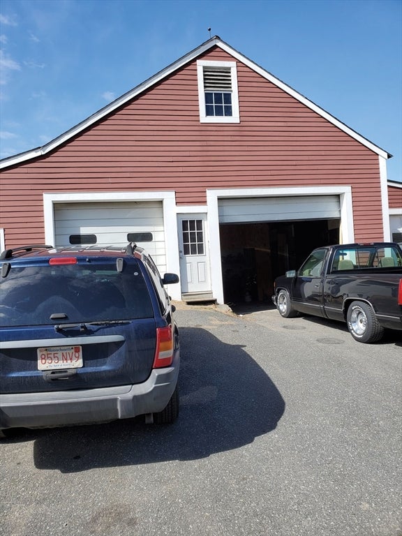 64 Arch St, Westborough, MA, 01581, USA, 6 Bedrooms Bedrooms, ,3 BathroomsBathrooms,Residential,Active,64 Arch St,73538321