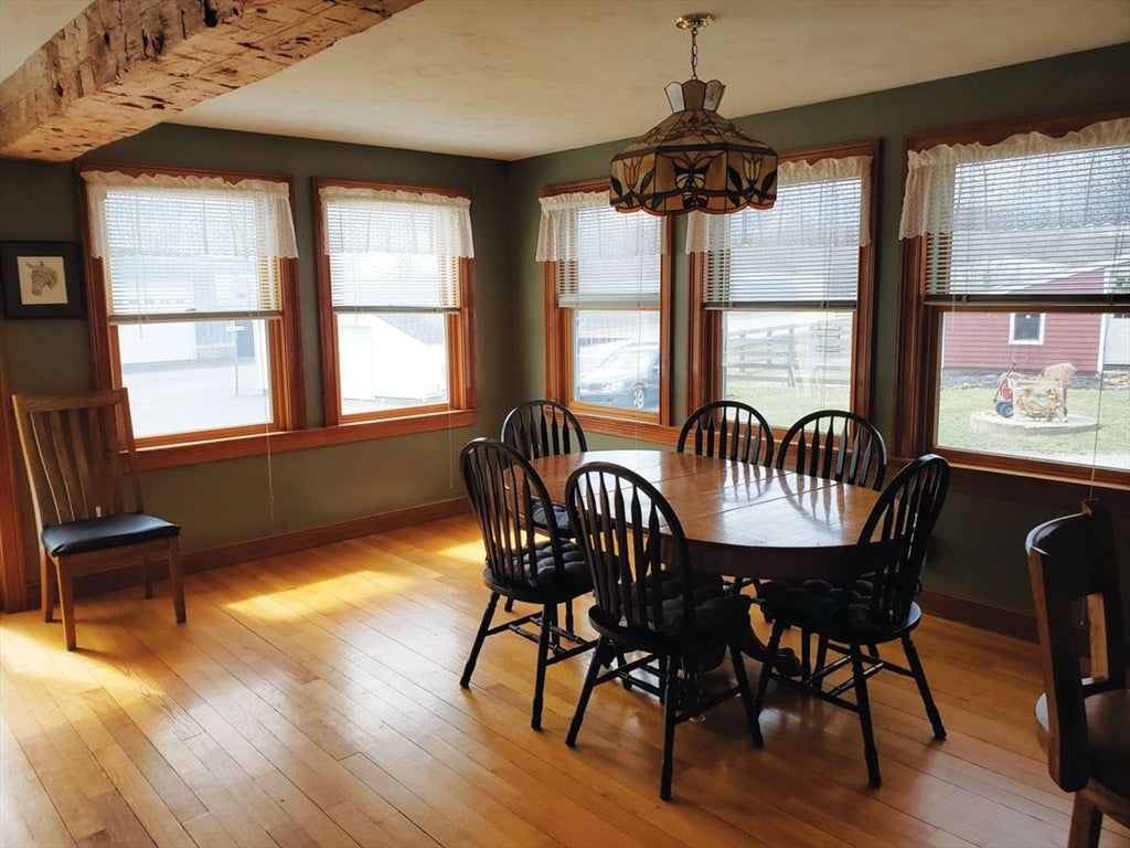 64 Arch St, Westborough, MA, 01581, USA, 6 Bedrooms Bedrooms, ,3 BathroomsBathrooms,Residential,Active,64 Arch St,73538321