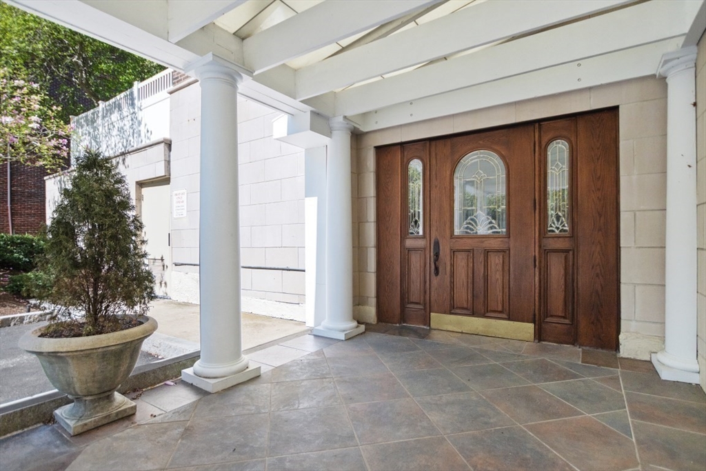 640 Hammond Street 301