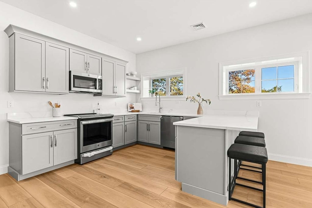 14 Liana Street, Woburn, MA, 14 Liana Street, Woburn, MA Photo #20