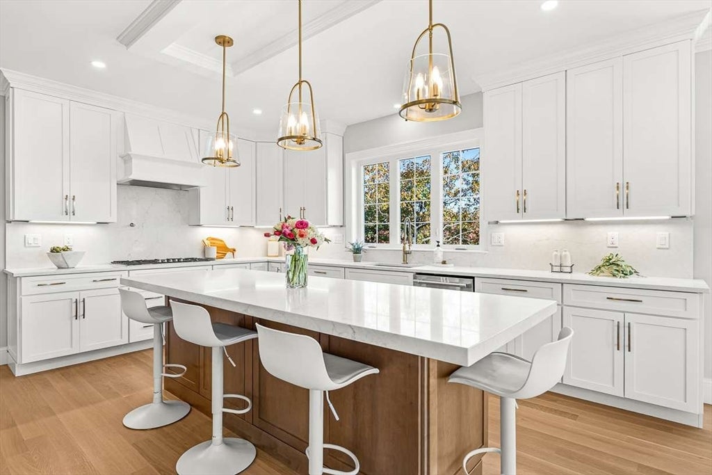 14 Liana Street, Woburn, MA, 14 Liana Street, Woburn, MA Photo #15