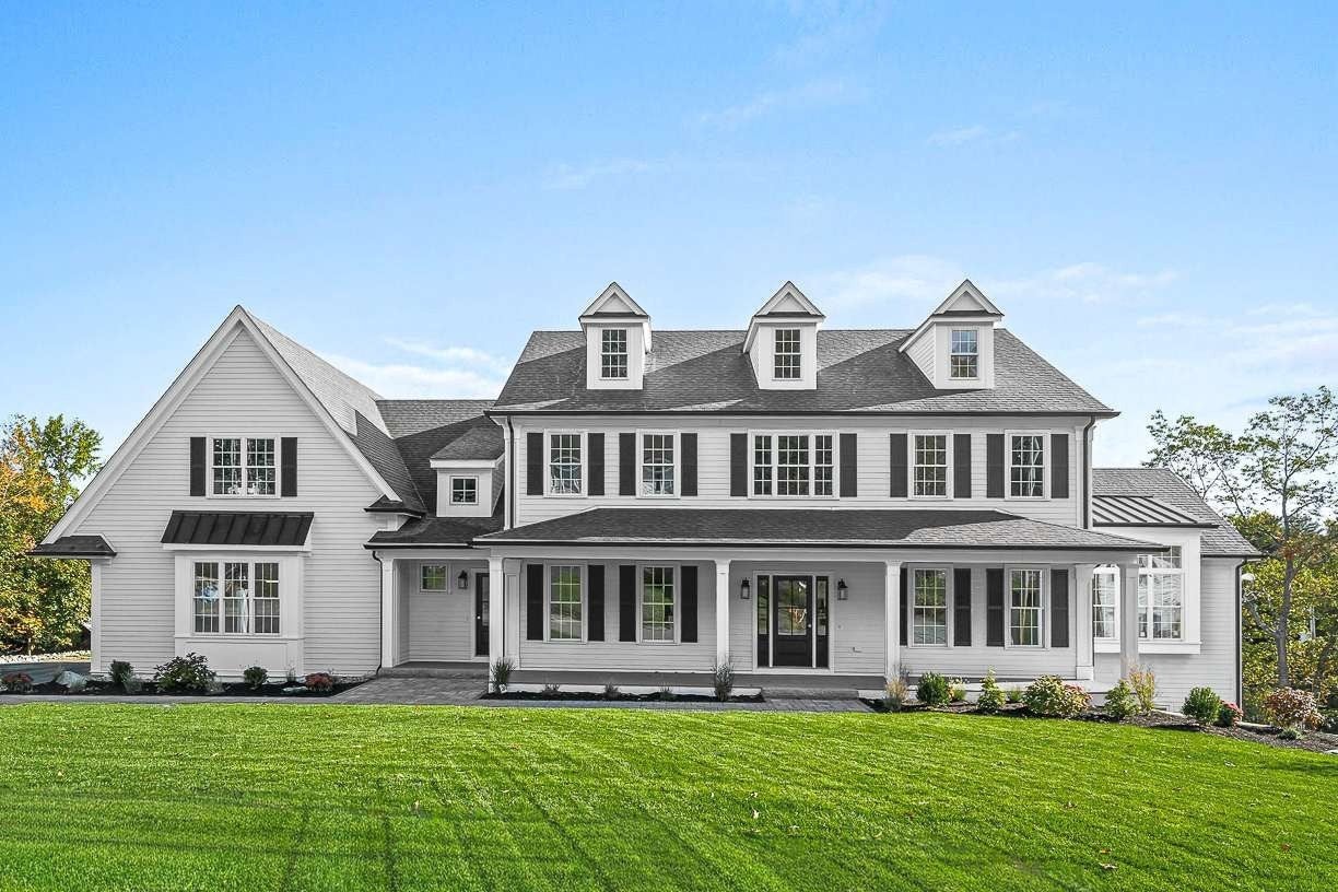 14 Liana Street, Woburn MA 01801