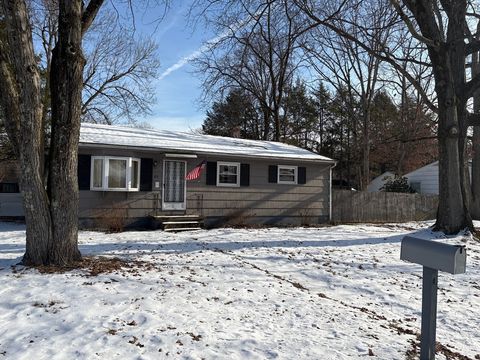 Photo of 85 Talmadge Dr, Springfield, MA 01118 (MLS # 73463261)