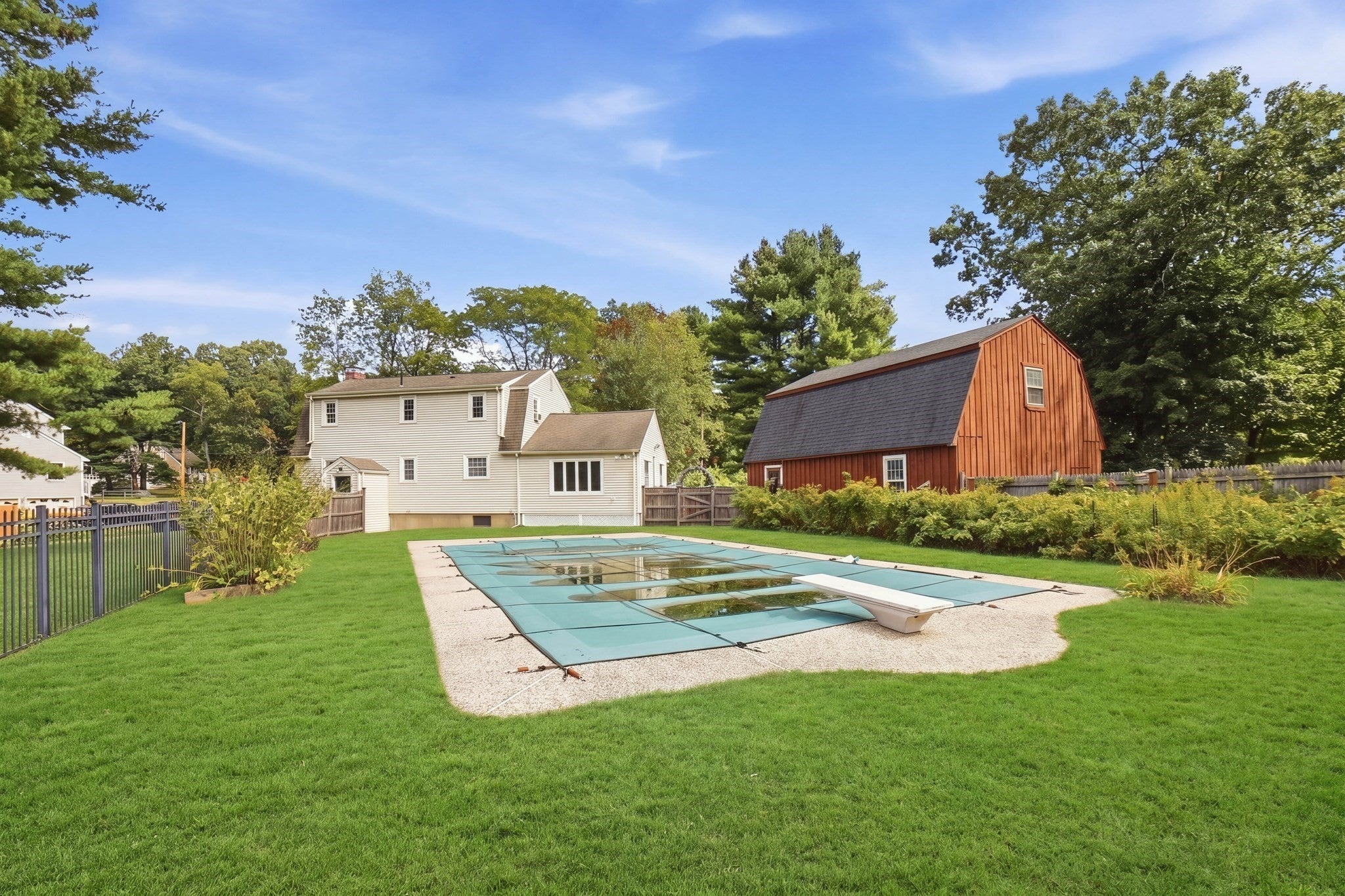 407 Stow Rd