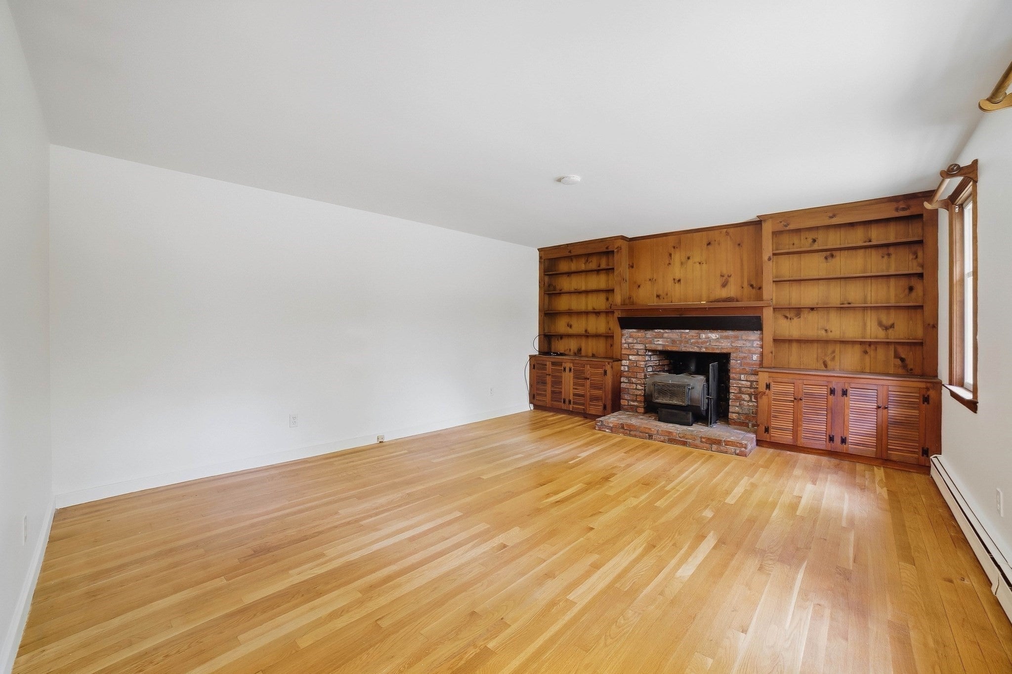 407 Stow Rd, Boxborough, MA Photo #8
