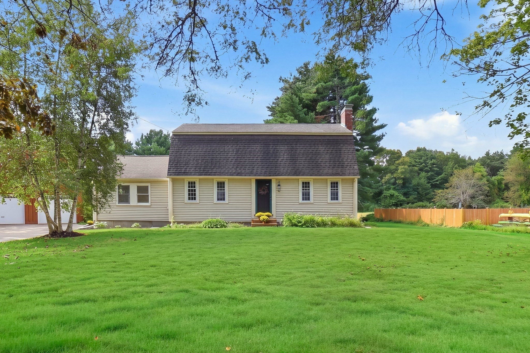 407 Stow Rd