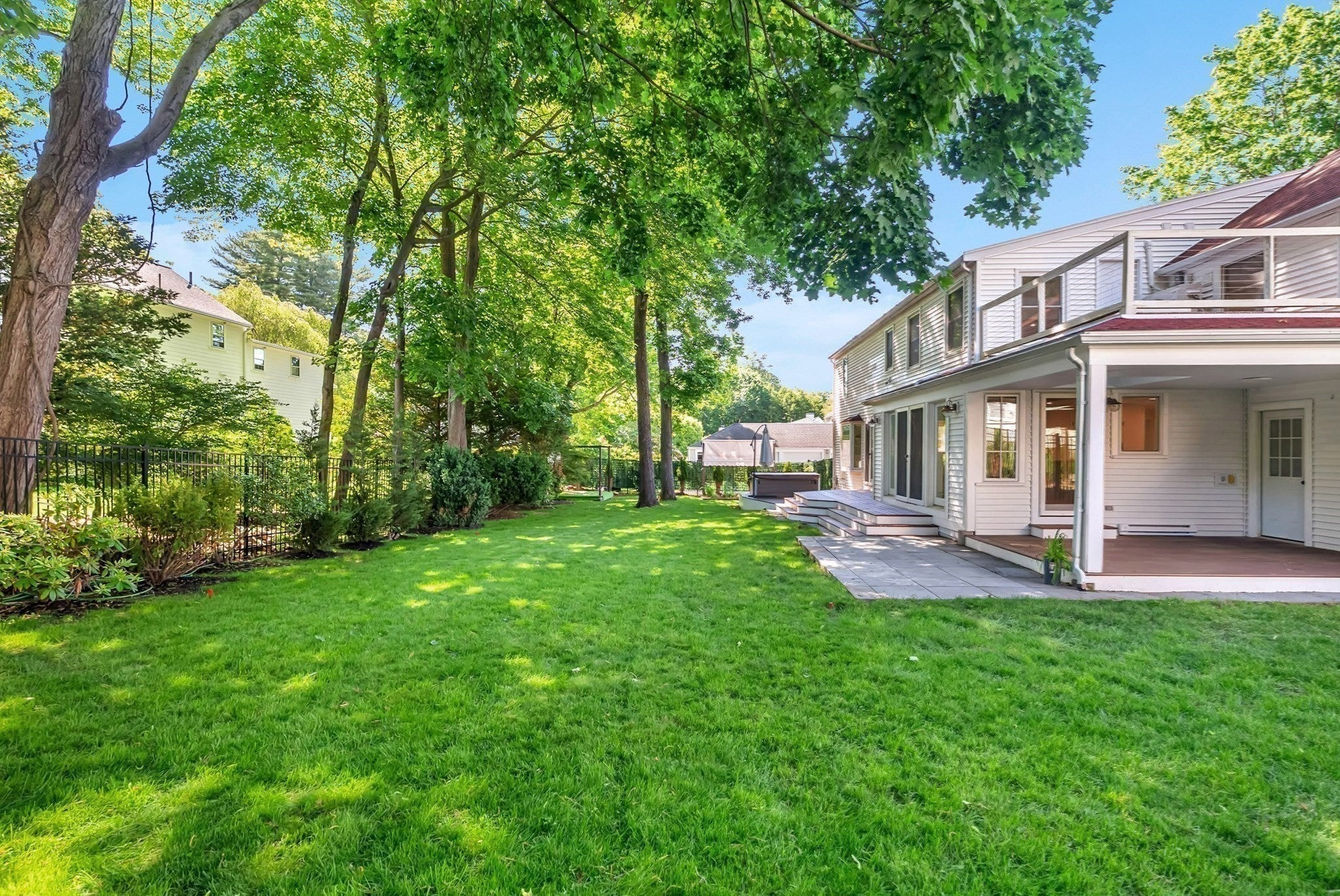 31 Alba Rd, Wellesley, MA Photo #38