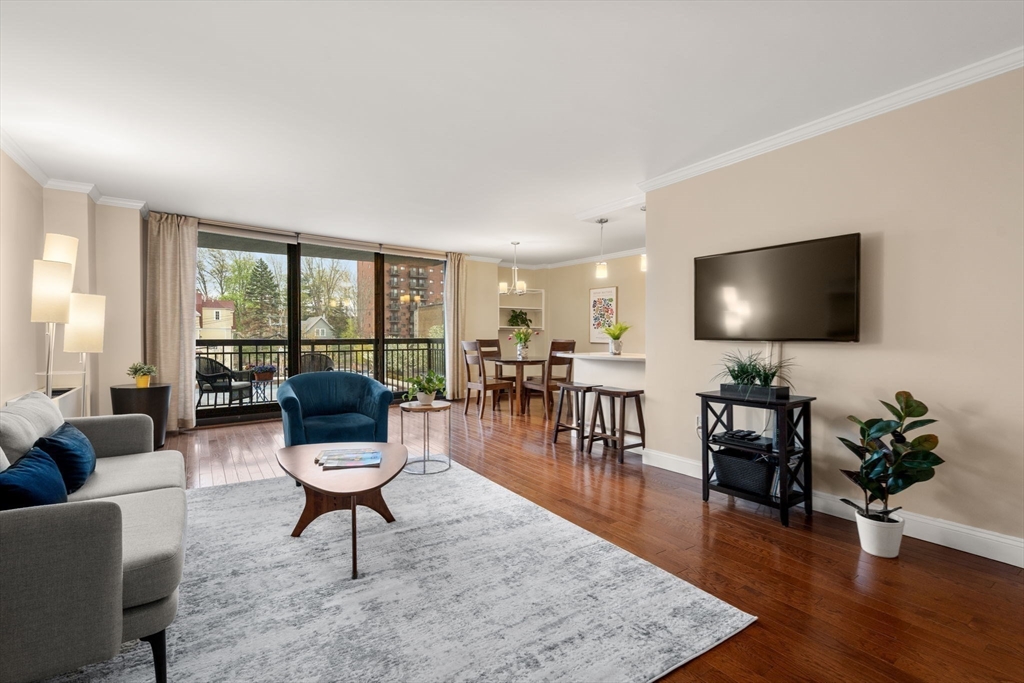 50 Longwood Ave 212