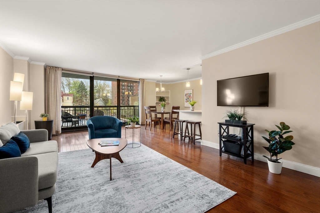 50 Longwood Ave 212