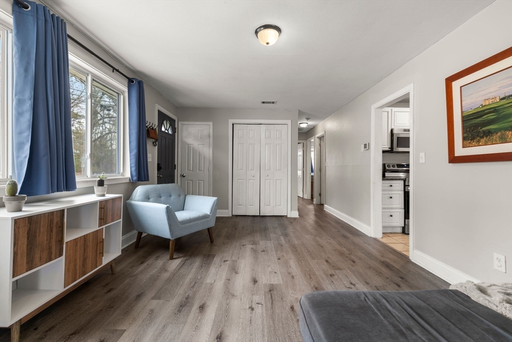 443 Pleasant St