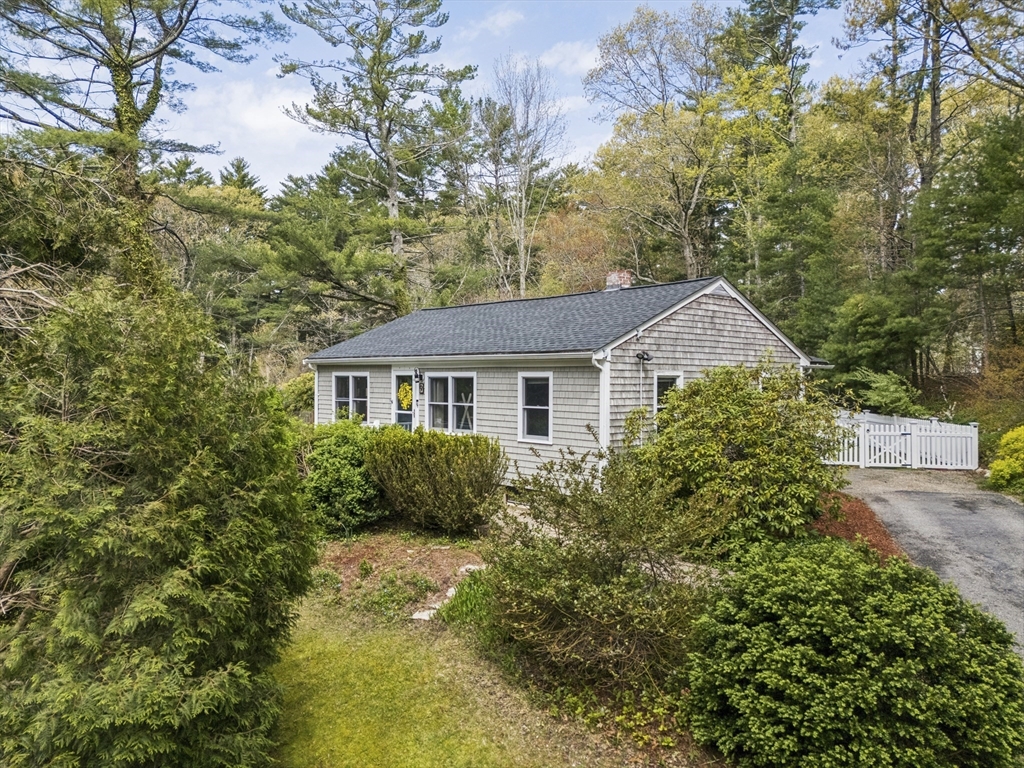 9 Mill St, Pembroke, MA Photo #2