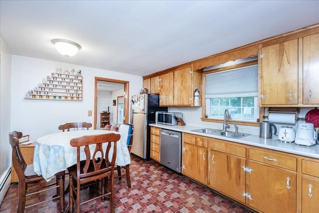 54 River St, Billerica, MA, 54 River St, Billerica, MA Photo #11