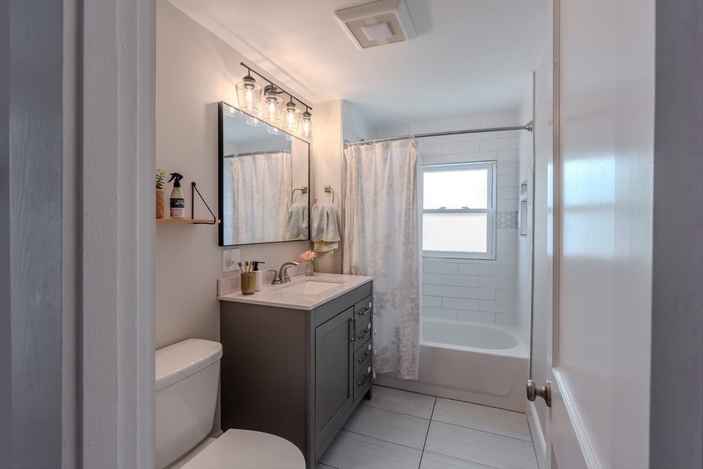 144 Salem Street, Reading, MA, 144 Salem Street, Reading, MA Photo #26