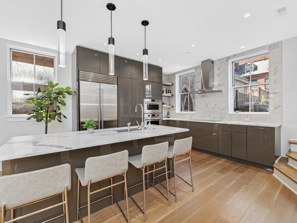 33-35 Bowdoin Street 3