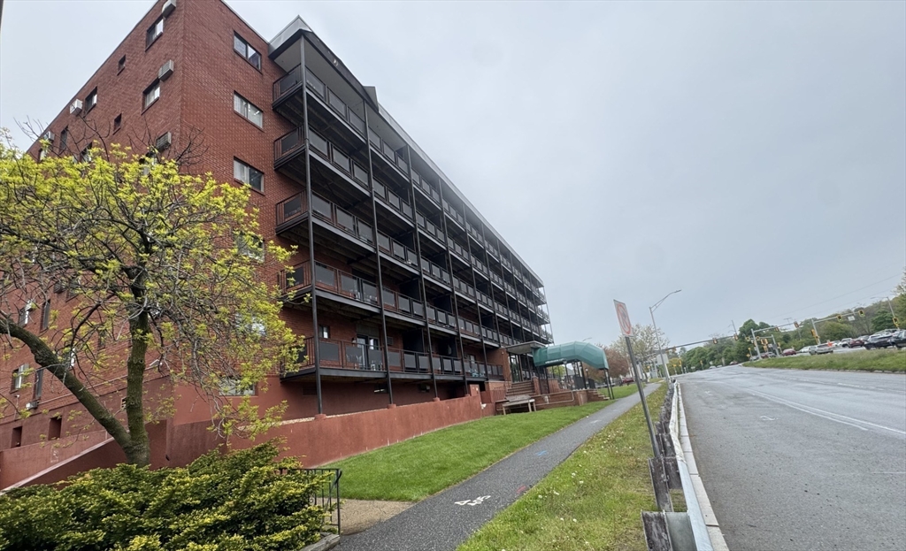 585 Revere Beach Pkwy 403