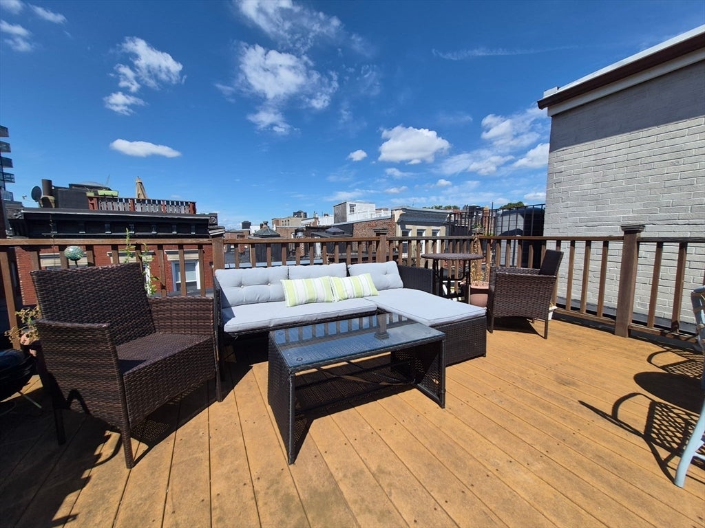 157 Salem Street 3