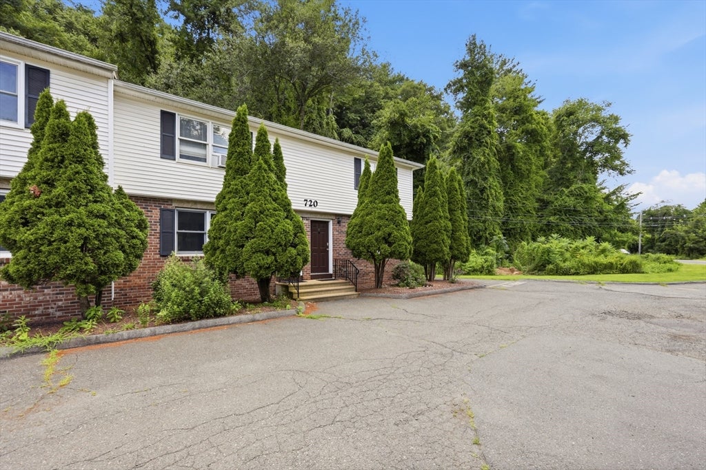 720 Russell Rd #C, Westfield, MA, 720 Russell Rd #C, Westfield, MA Photo #1