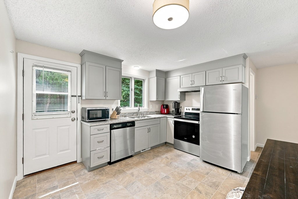 720 Russell Rd #C, Westfield, MA, 720 Russell Rd #C, Westfield, MA Photo #10