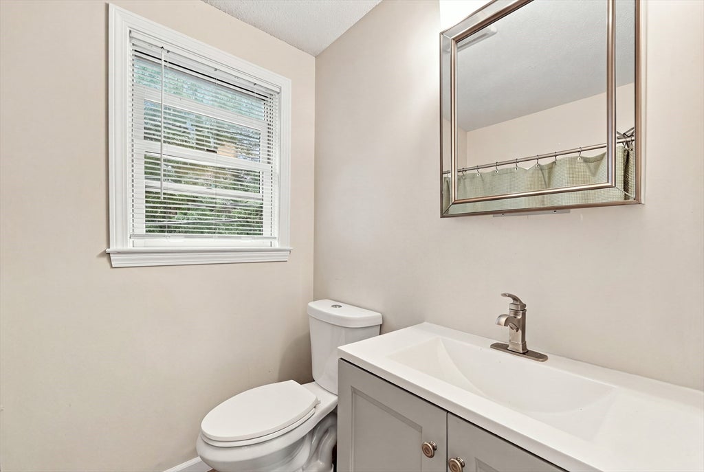 720 Russell Rd #C, Westfield, MA, 720 Russell Rd #C, Westfield, MA Photo #23